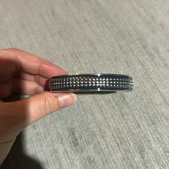 Lia Sophia navy blue and silver stretch bracelet - Picture 1 of 3